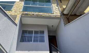 Imagem: 3 dormitórios, 1 suítes, 3 banheiro, 3