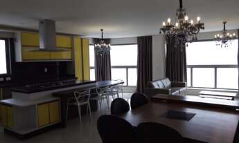 Imagem 5: 4 dormitórios, 4 suíte, 3 vagas na garagem, 220M² de Área Construída