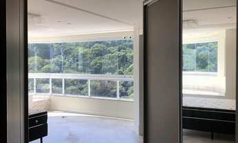 Imagem 2: 4 dormitórios, 4 suíte, 3 vagas na garagem, 306M² de Área Construída, 306M² de Área Total