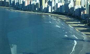 Imagem 5: 3 dormitórios, 3 suíte, 4 vagas na garagem, 280M² de Área Construída