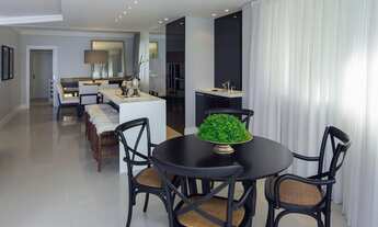 Imagem 3: 4 dormitórios, 4 suíte, 3 vagas na garagem, 284M² de Área Construída, 430M² de Área Total