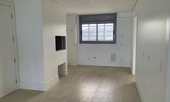 Imagem 3: 4 dormitórios, 4 suíte, 4 vagas na garagem, 242M² de Área Construída, 242M² de Área Total