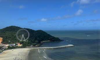 Imagem 7: 4 dormitórios, 4 suíte, 4 vagas na garagem, 242M² de Área Construída, 242M² de Área Total