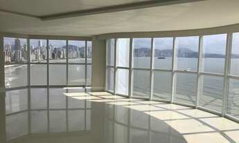 Imagem: 4 dormitórios, 4 suíte, 5 banheiro, 4