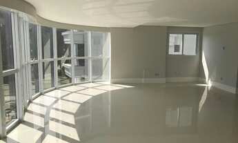 Imagem 5: 4 dormitórios, 4 suíte, 5 banheiro, 4 vagas na garagem, 237M² de Área Construída