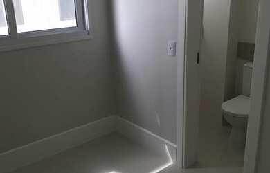 Imagem 7: 4 dormitórios, 4 suíte, 5 banheiro, 4 vagas na garagem, 237M² de Área Construída