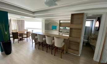 Imagem 6: 4 dormitórios, 2 suíte, 4 banheiro, 2 vagas na garagem, 200M² de Área Construída