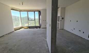 Imagem 5: 4 dormitórios, 4 suíte, 4 vagas na garagem, 257M² de Área Construída, 257M² de Área Total