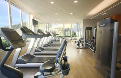 Imagem 2: 4 dormitórios, 4 suíte, 5 banheiro, 4 vagas na garagem, 238M² de Área Construída