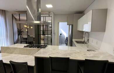 Imagem 6: 4 dormitórios, 4 suíte, 5 banheiro, 2 vagas na garagem, 173M² de Área Construída