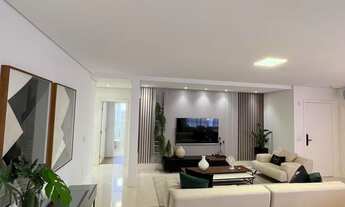 Imagem: 4 dormitórios, 4 suíte, 5 banheiro, 2