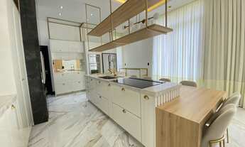 Imagem 6: 3 dormitórios, 3 suíte, 4 banheiro, 4 vagas na garagem, 389M² de Área Construída