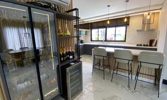 Imagem: 3 dormitórios, 3 suíte, 4 banheiro, 4