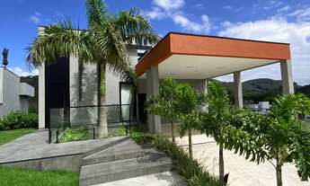 Imagem: 3 dormitórios, 3 suíte, 4 banheiro, 4