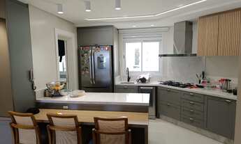 Imagem 4: 3 dormitórios, 3 suíte, 3 vagas na garagem, 180M² de Área Construída