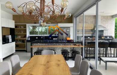 Imagem 4: Exuberante residência no Morada da Praia