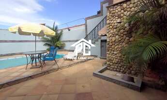 Imagem 3: Excelente casa com 03 quartos, sendo 01 suíte, quarto de empregada com banheiro, ampla sal