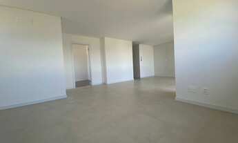 Imagem 4: Apartamento à Venda no bairro Estreito em Florianópolis/SC - 3 Suítes, 4 Banheiros, 1 Cozi