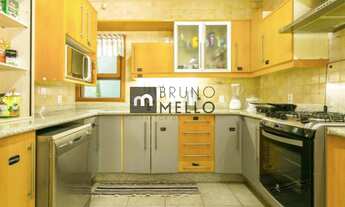 Imagem 5: Casa ampla de 694 m² com 4 suítes, escritórios, 7 vagas de garagem e terreno de 929 m² com