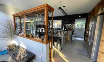 Imagem 6: Sítio com casa de campo e bangalôs no Pântano do Sul - a mistura perfeita de campo e mar