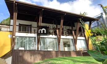 Imagem: Sobrado incrível no Canal da Barra, com