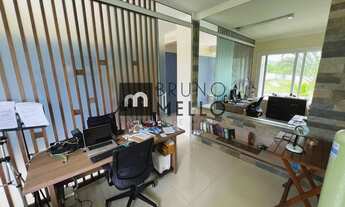 Imagem 7: Casa ampla com 4 dormitórios em condomínio fechado, com acesso a praia do Morro das Pedras