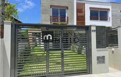 Imagem 2: Casa com 3 dormitórios na Praia do Rio Tavares, a Califórnia é aqui - Floripa/SC