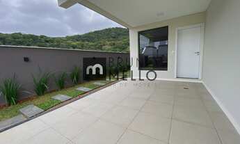 Imagem 6: Casa de 211 m² com 3 dormitórios sendo 1 suíte no Loteamento Villa Pamplona, Floripa/SC