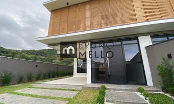 Imagem: Casa de 211 m² com 3 dormitórios sendo