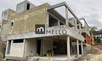 Imagem 2: Casa de 230 m² com 3 suítes e quintal com piscina em condomínio fechado em Cacupé - Florip