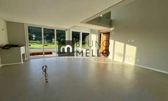 Imagem 6: Casa com 4 quartos, sendo 3 suítes e piscina no loteamento Villa Pamplona, Rio Tavares - F