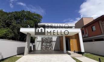 Imagem 1: Casa Exclusiva para Locação em Condomínio Fechado no Campeche, próximo do Shopping Oka Flo