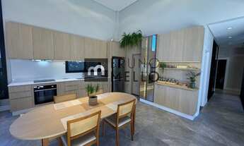 Imagem 7: Casa térrea com piscina à poucos metros da Praia do Campeche, ao lado do Jardim Campeche