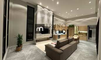 Imagem 6: Casa térrea com piscina à poucos metros da Praia do Campeche, ao lado do Jardim Campeche