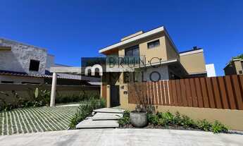 Imagem: Casa individual com piscina aquecida no