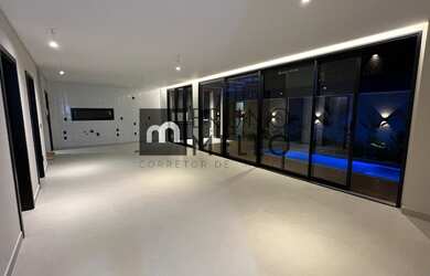 Imagem 7: Casa individual com piscina aquecida no Jardim Campeche com 4 dormitórios - Floripa/SC