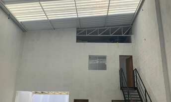 Imagem: Galpão Comercial com 224,46m² no Bairro