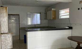 Imagem: Casa com 04 Dormitórios no Bairro Vila