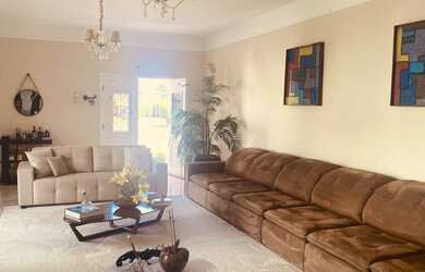 Imagem 5: Belíssima Casa térrea de (Esquina) em Condomínio com, 03 suítes com closet no Residencial