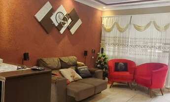 Imagem: VENDA - Casa de 02 Dormitórios no Bairro