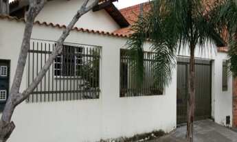 Imagem: Casa de 03 Dormitórios Salão Comercial