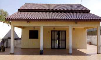 Imagem: Casa 04 Dormitórios Condomínio Fechado