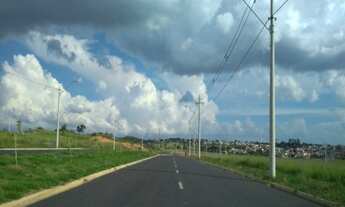Imagem: Terreno Comercial de 300 m² Bairro Guarujá