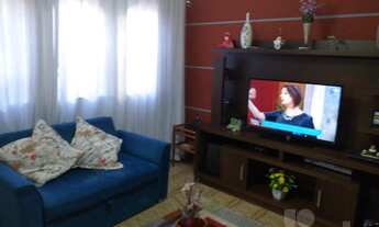 Imagem 3: Sobrado com salão comercial estuda permuta com casa térrea de menor valor