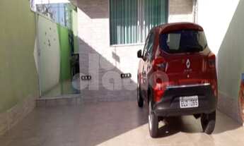 Imagem 2: Sobrado com 180 m² de área construída, local excelente