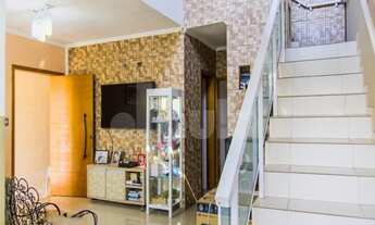 Imagem 2: Sobrado com 237 m² de área construída e terreno de 150 m² Na Vila Guiomar Santo André