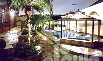 Imagem 2: Sobrado de luxo com 900m², à venda no bairro Campestre em Santo Andre-SP: 5 quartos, 4 suí