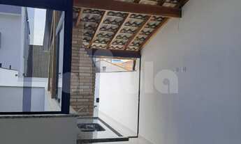 Imagem 2: Vale a pena conferir! Excelente Cobertura com 2 dormitórios suíte vaga. Escada interna