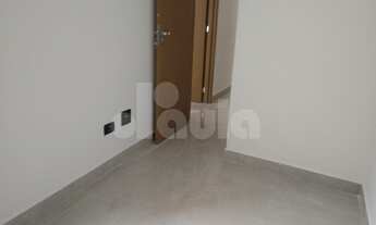 Imagem 4: Oportunidade Única: Apartamento à Venda em Santo André-SP na Vila Humaitá com 2 Quartos, 1