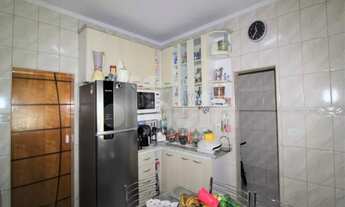 Imagem 6: Bairro Nova Gerty. São Caetano do Sul. 2 casas no terreno, com 254m2, ambas com 3 dormitór